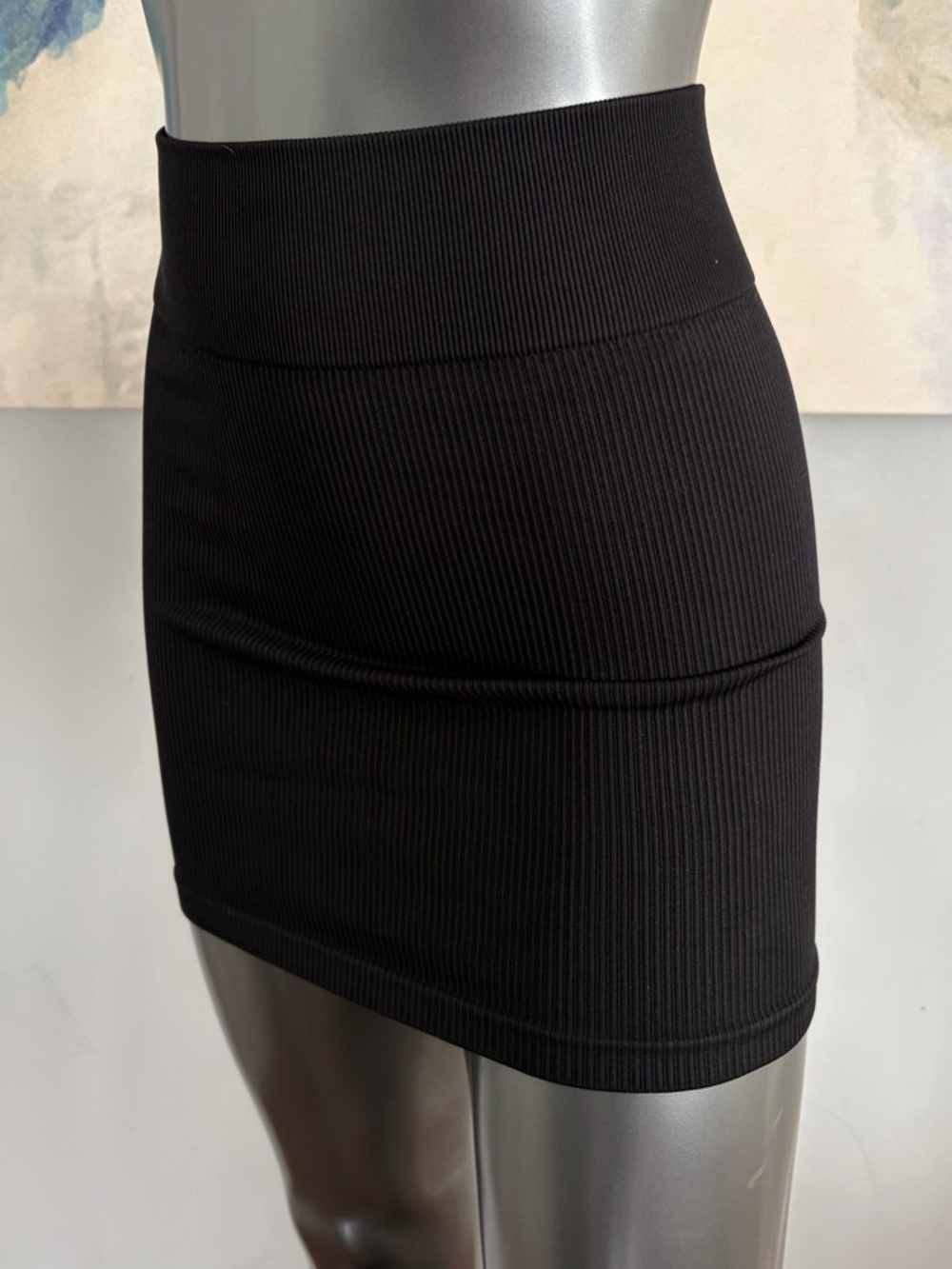 NWT OQQ Black Ribbed Knit Mini Skirt